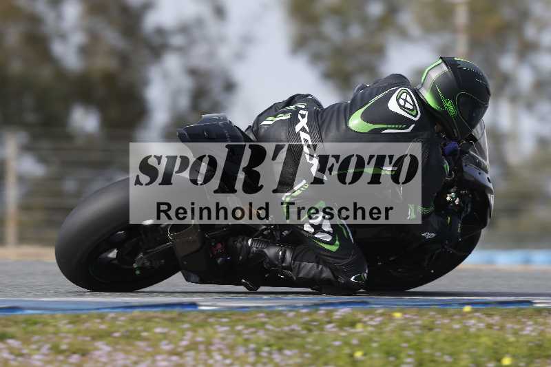 /Archiv-2024/02 29.01.-02.02.2024 Moto Center Thun Jerez/Gruppe schwarz-black/backside